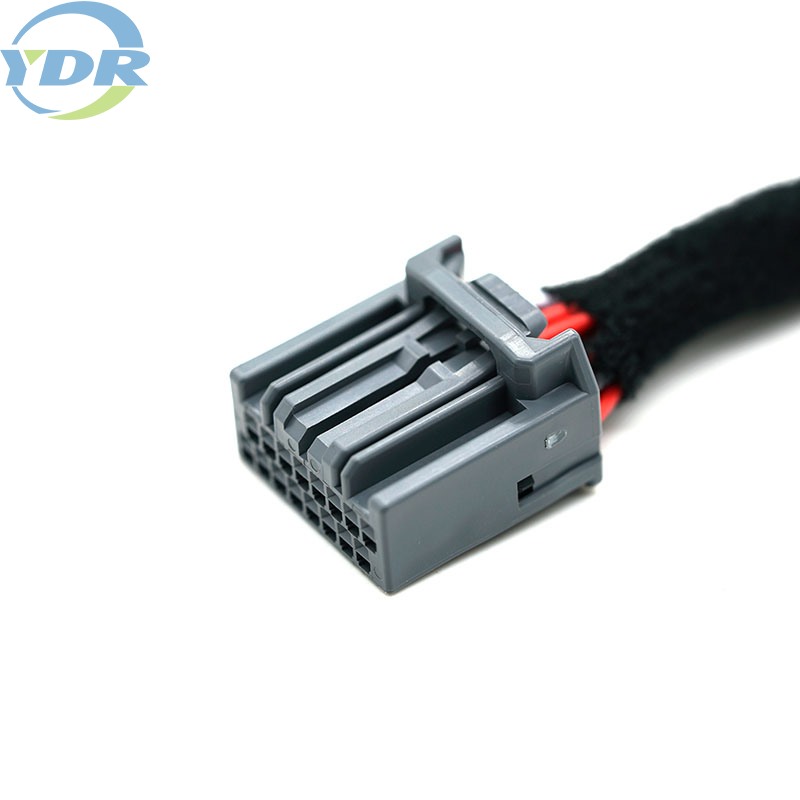 Care este diferența dintre ansamblul cablului și ansamblul cablajului?